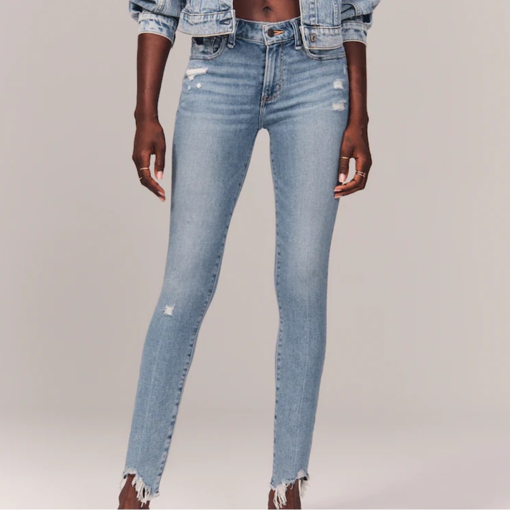 Abercrombie & Fitch Super Skinny Ankle Jeans